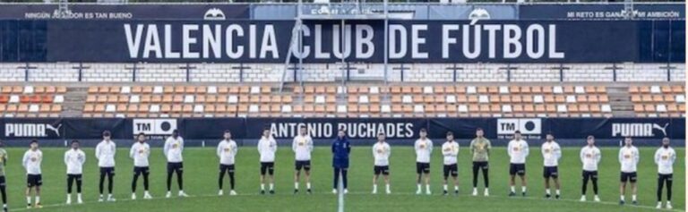 Screenshot_20251227_230234_Facebook