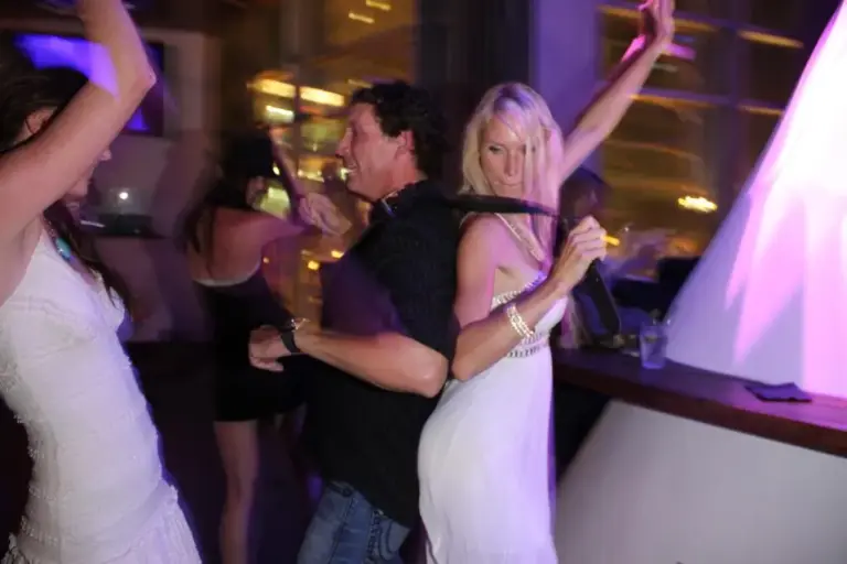 equestrian-tatyana-remley-pictured-holding-34679913