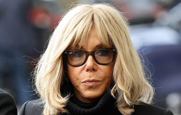 105238449-15435181-image-a-9_1767609054922