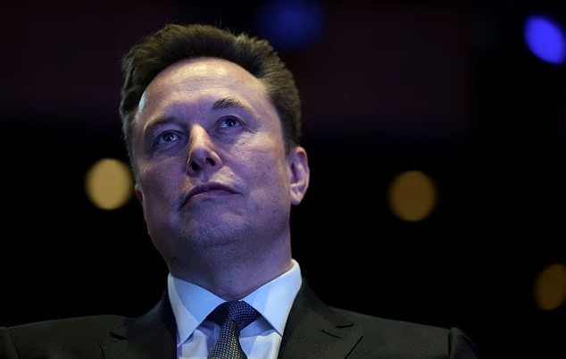 105397995-15451413-image-a-21_1768036168282