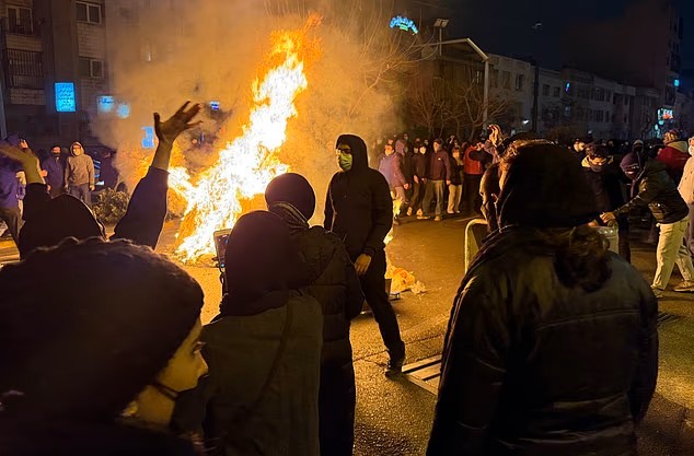 105497147-15462215-image-a-14_1768378317682