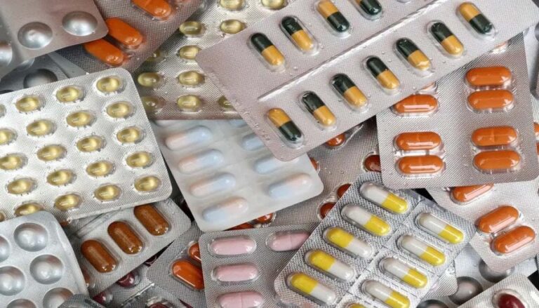 1387570_034605_updates