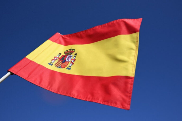 1810258-drapeau-de-l-espagne