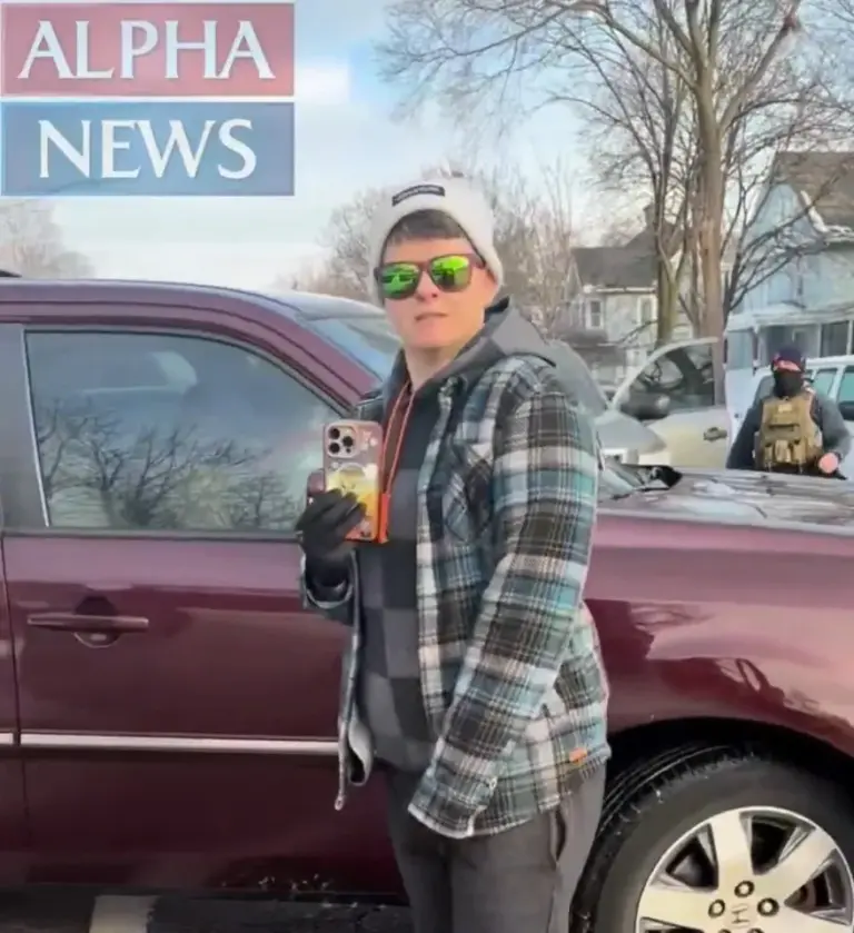 4c8d85e4-6c8f-4695-9c46-eba48b7818a6_1a2439