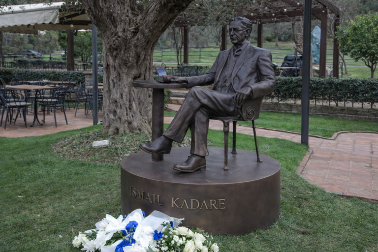 75c4bb12-7505-4d3e-9498-bc25c2708d17