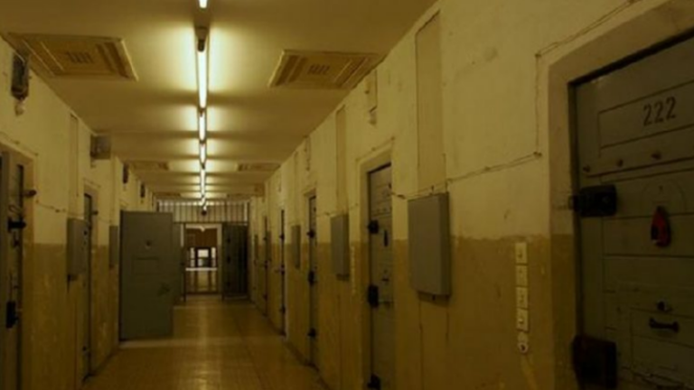 -800-450-6d7d1e8ca19b93d0f56b97653fe3b098