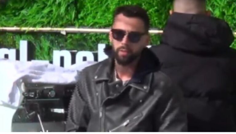 Screenshot_20260105_214041_Facebook