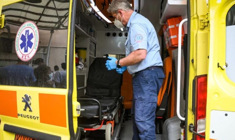 ambulance-greke