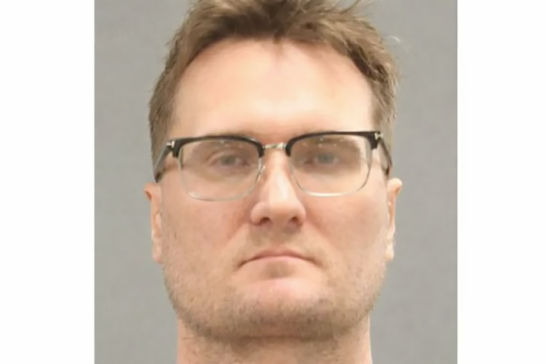 b52bda73-efa0-4b7c-9c4c-d03aba4e9276