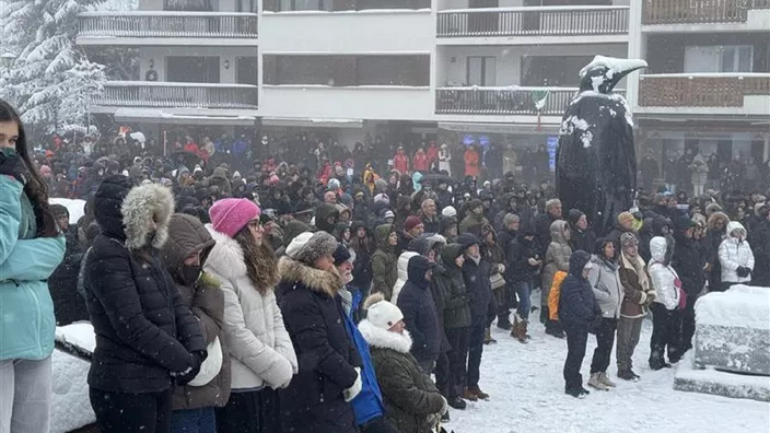 d2bf2104f8ba1ec31a911b969d5a3ab26c2e410c2139f532517bd7d84f11d666