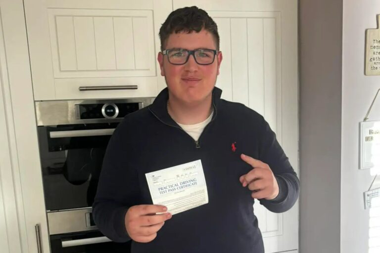 newspress-collage-re875czl6-1767879604741