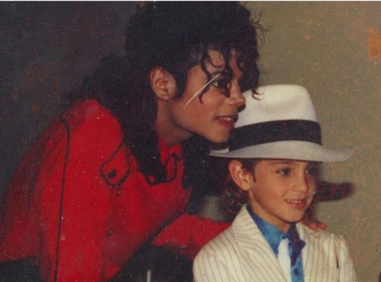 Screenshot_20260201_224154_Facebook